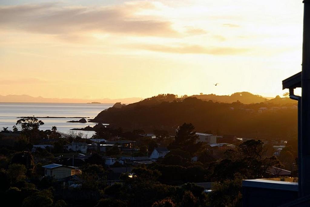 Church Bay Escape Oneroa Exterior photo